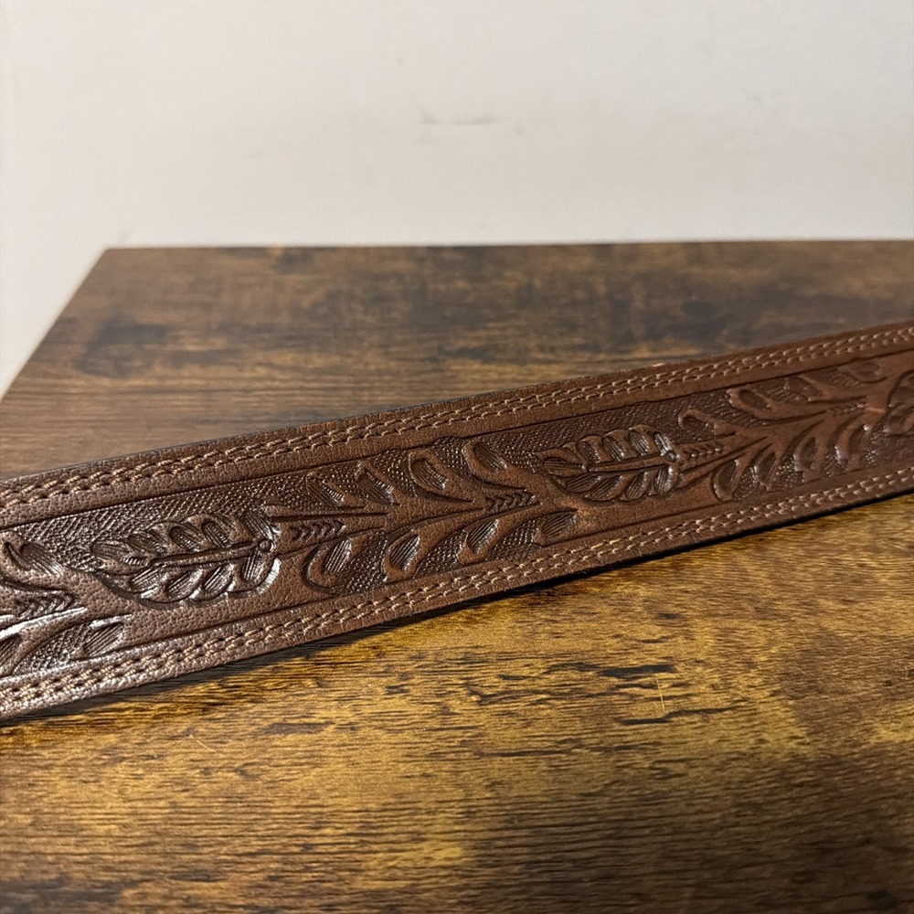 VTG Nocona Men's Western Belt Tooled Genuine Leather Distressed SIZE 46 - Picture 3 of 5